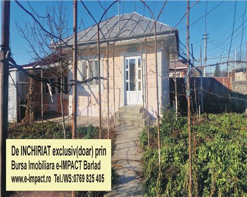 De INCHIRIAT CASA 3 Camere + dependinte